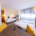 Calais Terminal Cite Europe 4 Etoiles Hotel