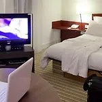 Hotel Calais Terminal Cite Europe 4 Etoiles