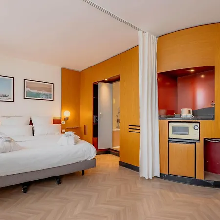 Calais Terminal Cite Europe 4 Etoiles Hotel 4*