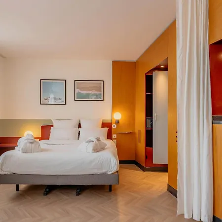 Hotel Calais Terminal Cite Europe 4 Etoiles