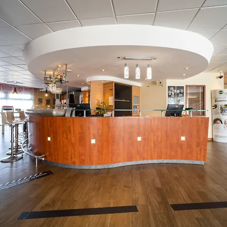 Calais Terminal Cite Europe 4 Etoiles Coquelles