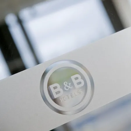 Calais Terminal Cite Europe 4 Etoiles Hotel