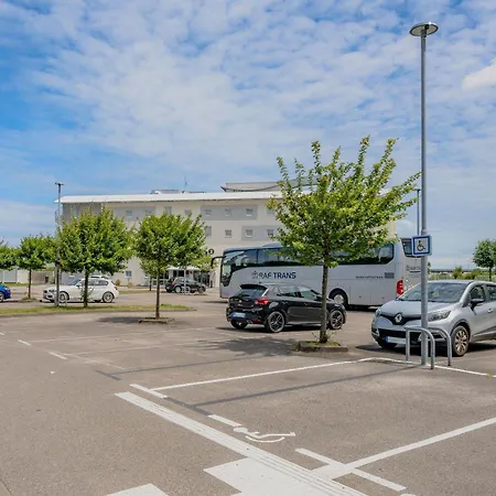 Hotel Calais Terminal Cite Europe 4 Etoiles 4*