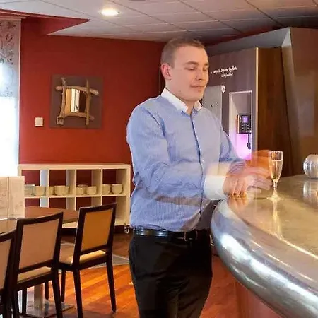 Hotel Calais Terminal Cite Europe 4 Etoiles 4*