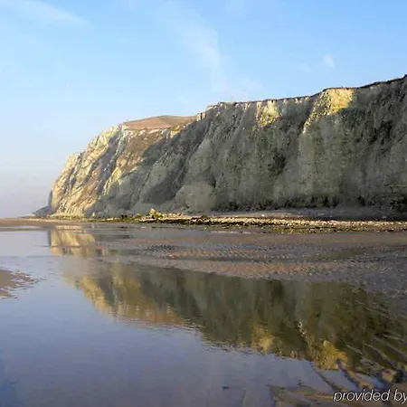 Calais Terminal Cite Europe 4 Etoiles Hotel