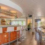 Calais Terminal Cite Europe 4 Etoiles Hotell