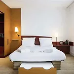 Hotel Calais Terminal Cite Europe 4 Etoiles