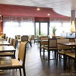 Hotell Calais Terminal Cite Europe 4 Etoiles 4*