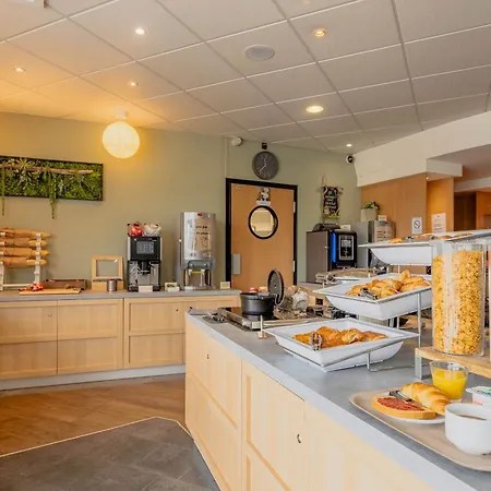 Calais Terminal Cite Europe 4 Etoiles Coquelles