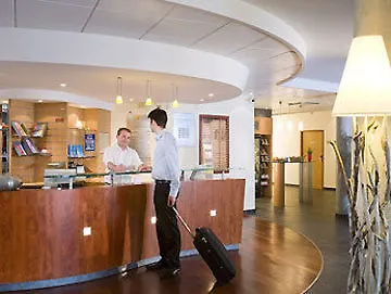 Calais Terminal Cite Europe 4 Etoiles 4*