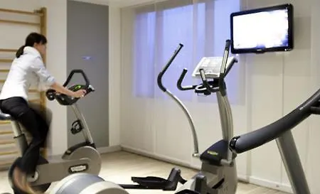 Calais Terminal Cite Europe 4 Etoiles Coquelles